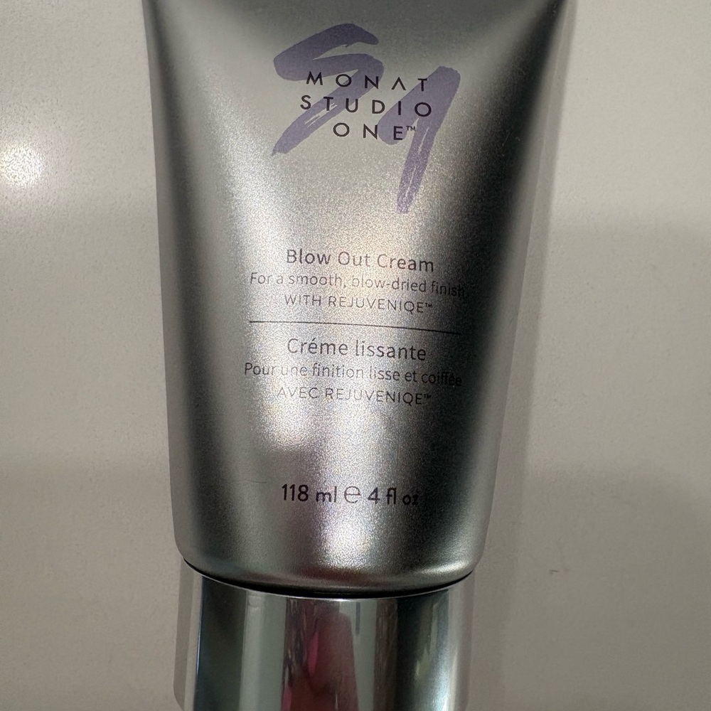 MONAT Studio One Blow Out Cream - Silver